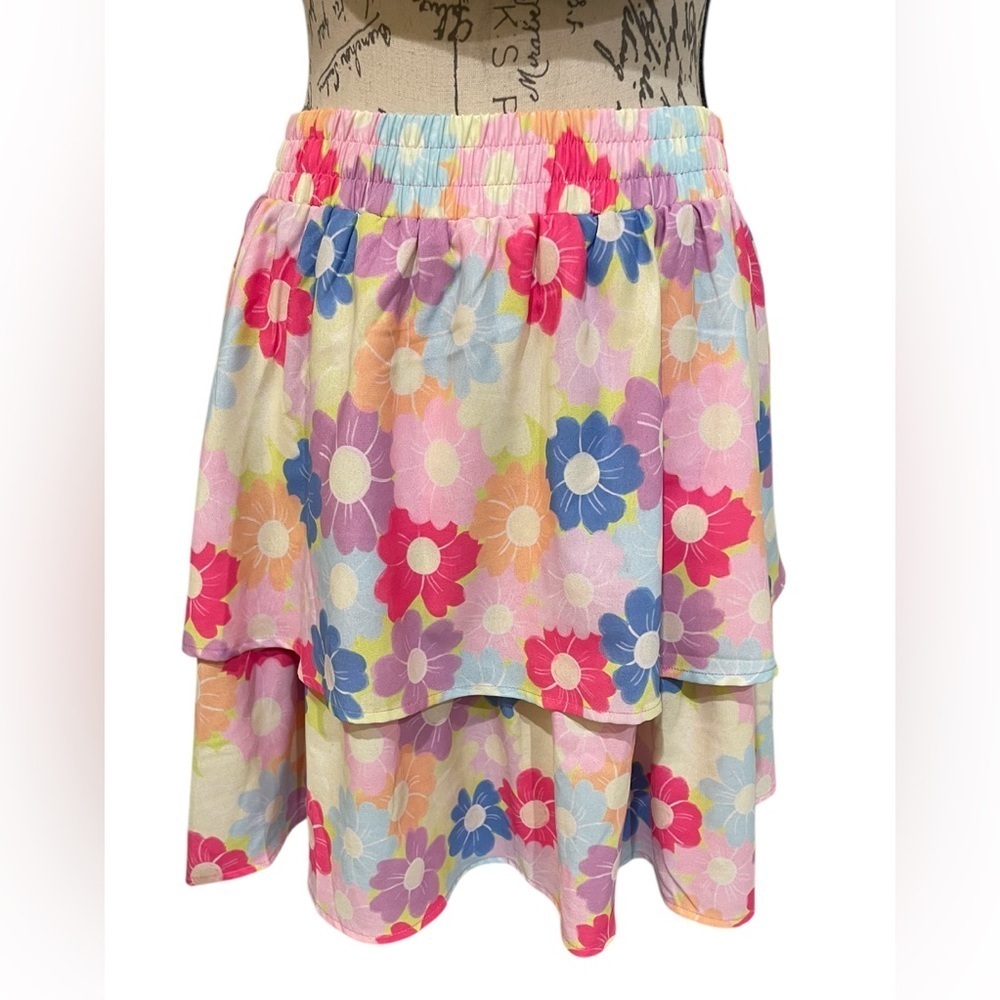 SSYS The Label Pastel Daisy Tiered Skort w Built-In Shorts Mini Skirt Y2K Floral